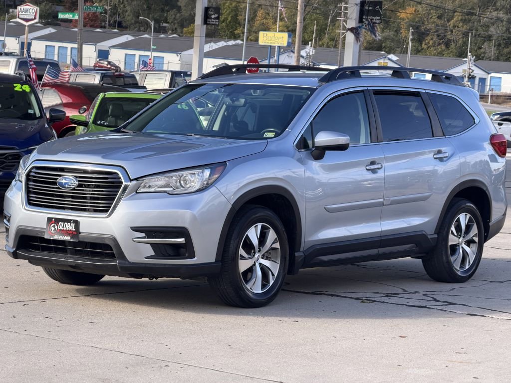 Used 2022 Subaru Ascent Premium w/ Convenience Package image 3