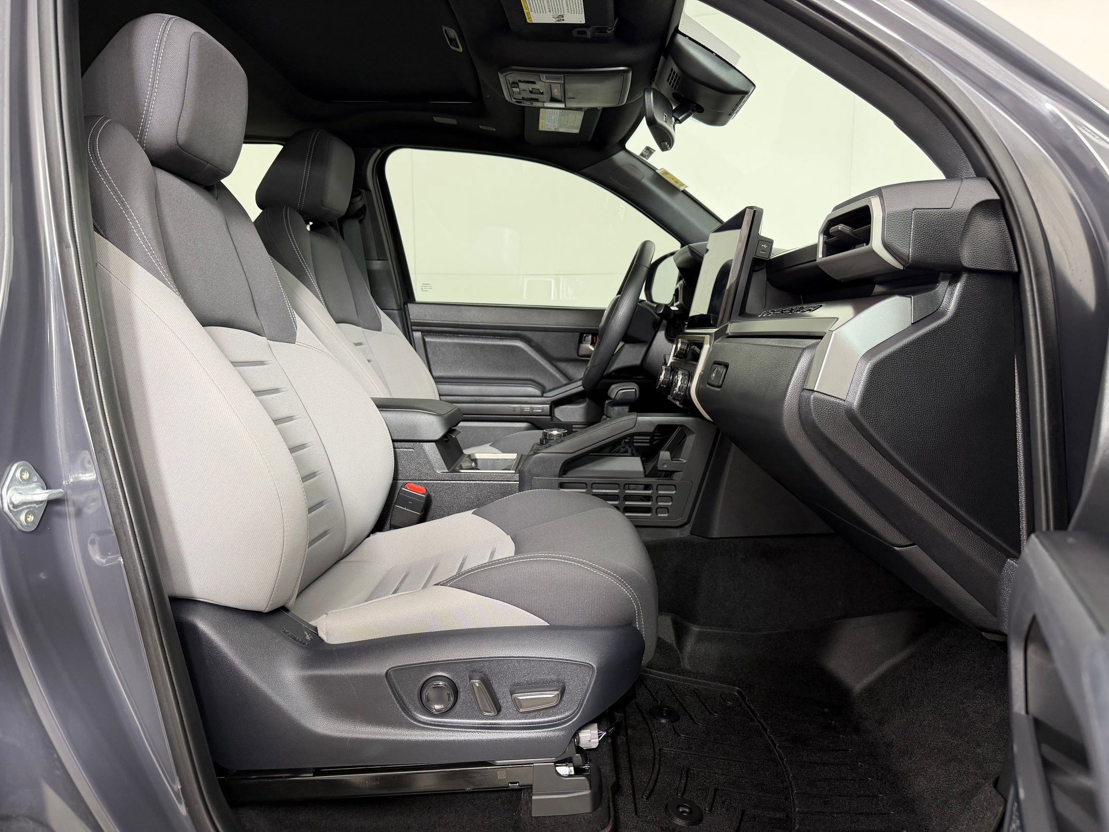 Certified 2024 Toyota Tacoma TRD Off-Road w/ TRD Off Road Upgrade Package image 27