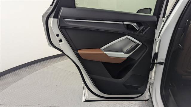 Used 2020 Audi Q3 2.0T Premium image 15