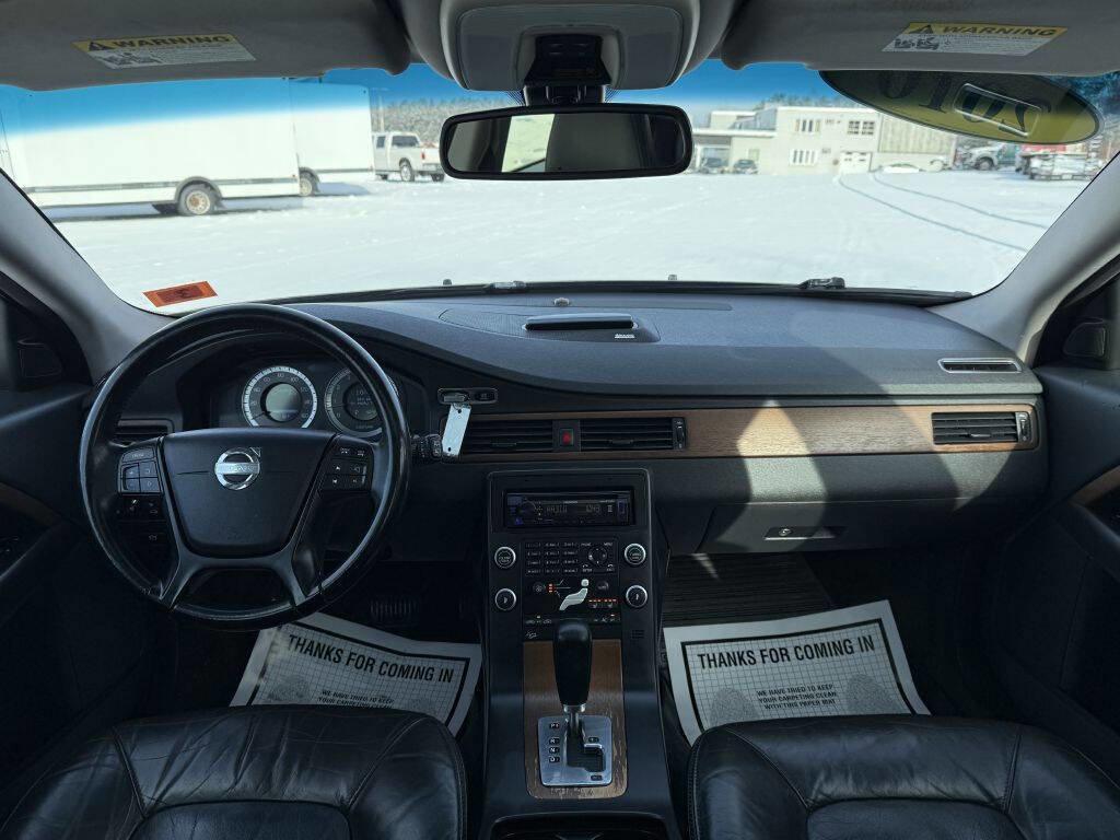 Used 2010 Volvo XC70 3.2 image 16