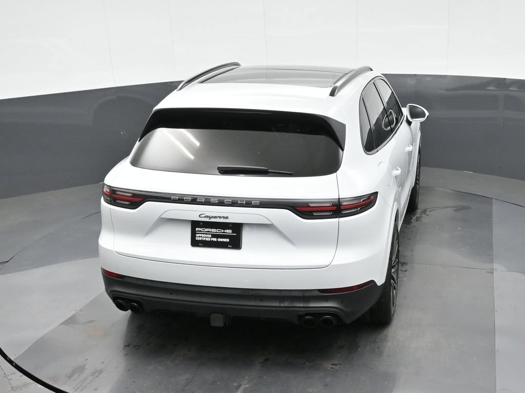 Certified 2023 Porsche Cayenne Platinum Edition AWD/4WD image 29