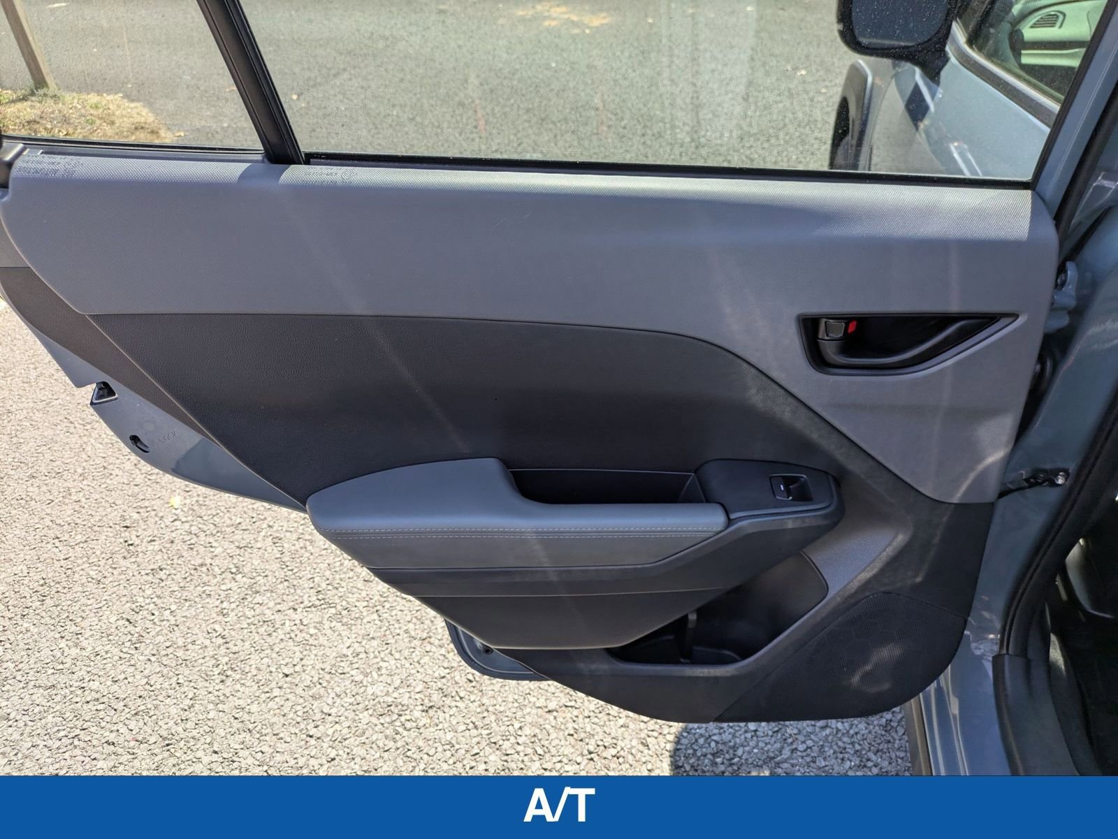 Used 2024 Subaru Crosstrek 2.0i Premium image 27