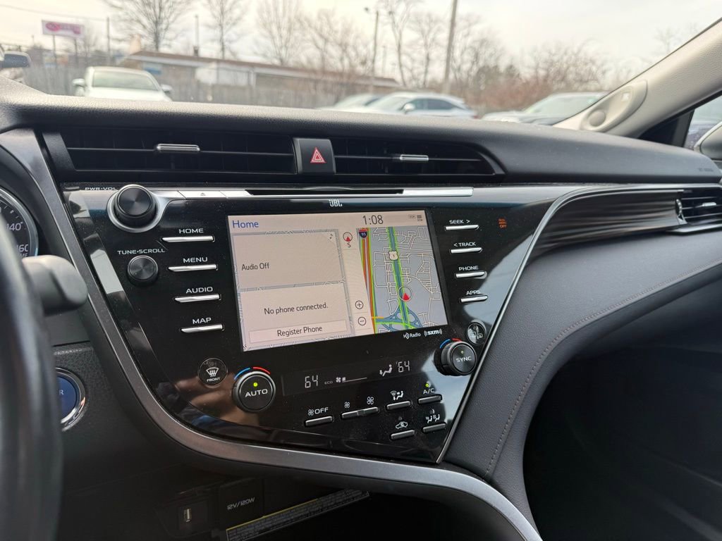 Used 2020 Toyota Camry XLE w/ Driver Assist Package image 17