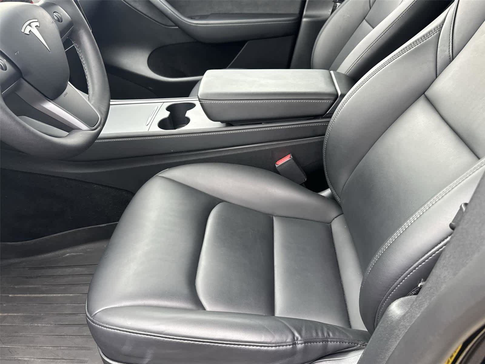 Used 2023 Tesla Model Y AWD image 12