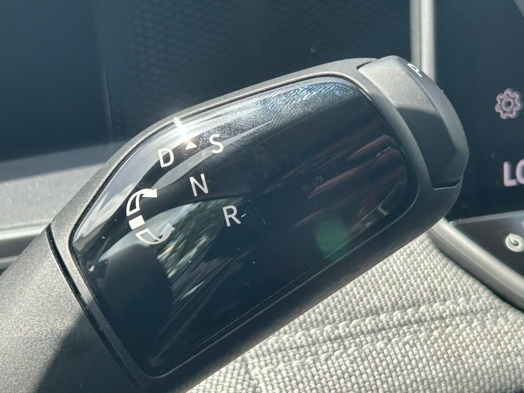 Used 2025 Volkswagen Tiguan S image 15