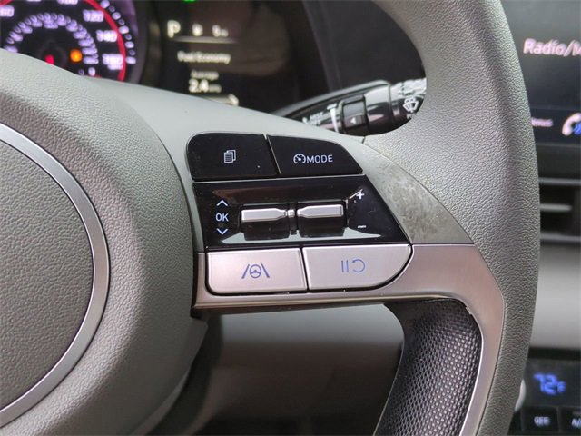 Certified 2022 Hyundai Elantra SEL w/ Preferred Accessory Package image 23