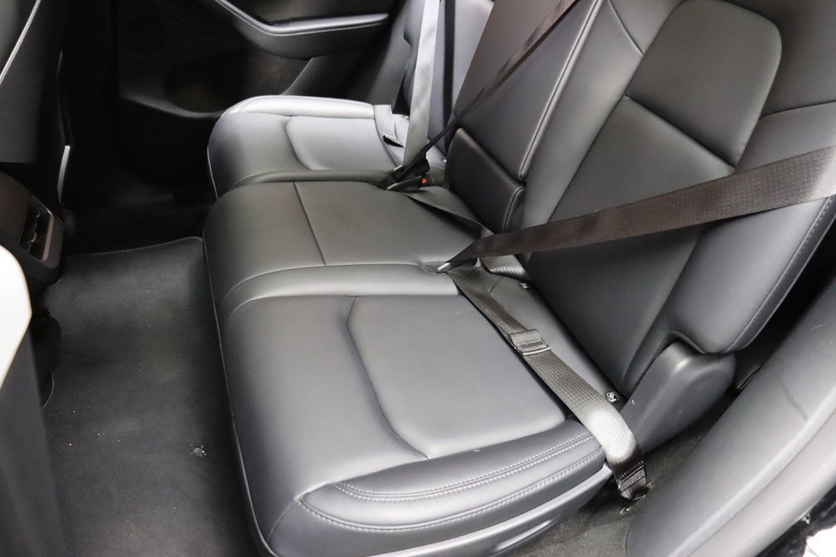Used 2024 Tesla Model Y Performance image 38