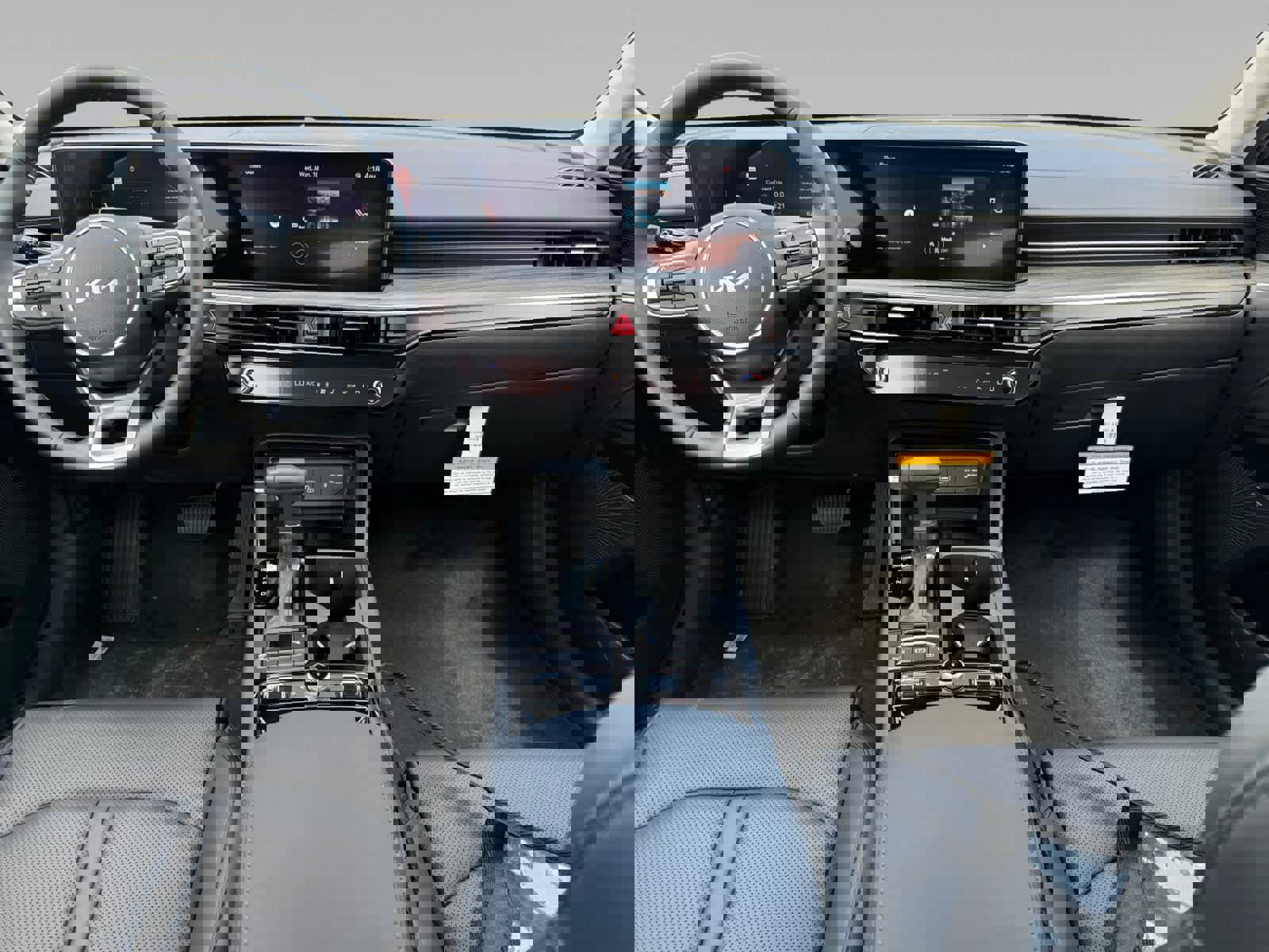 New 2025 Kia K5 EX image 10