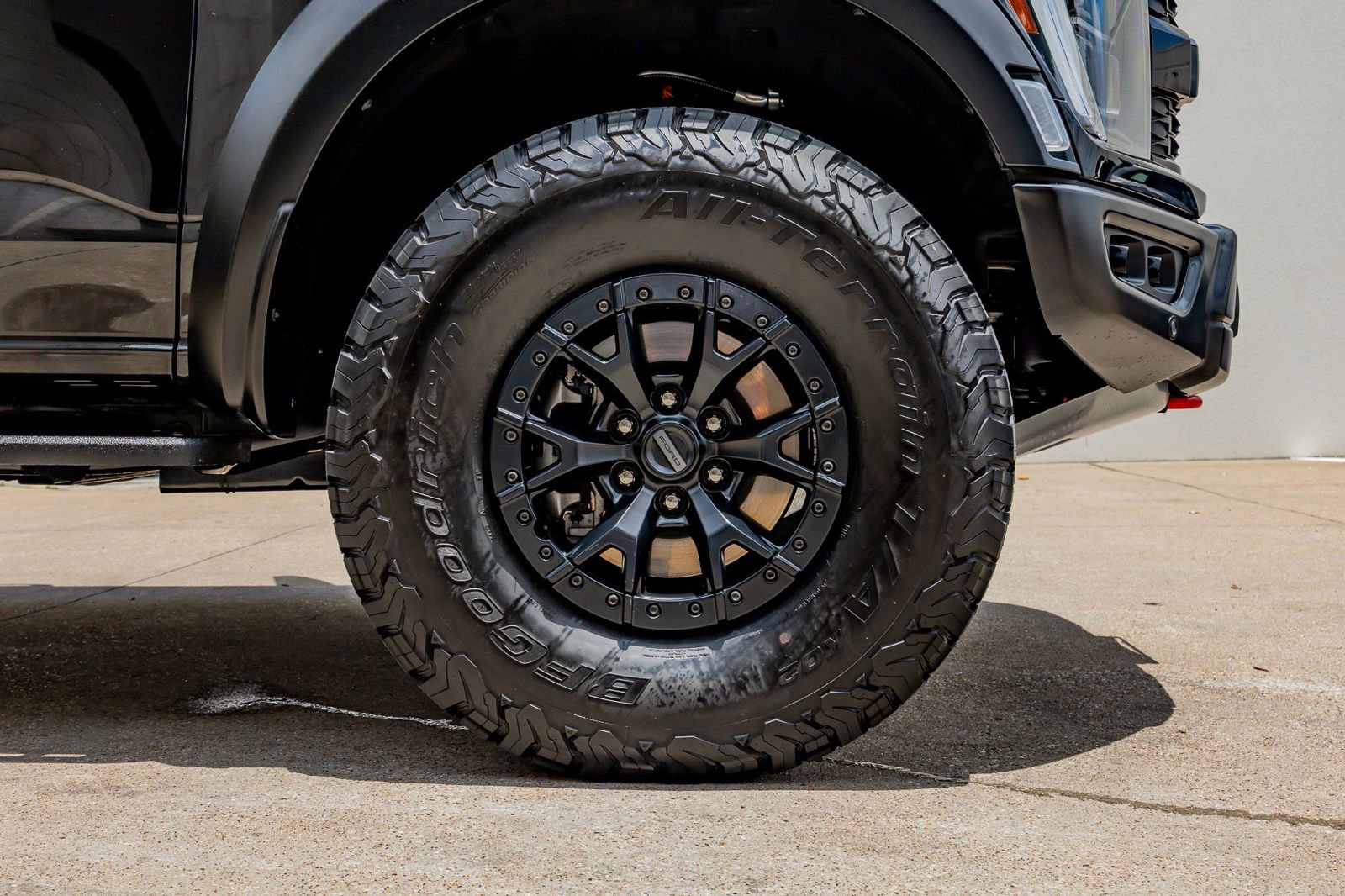 Used 2023 Ford F150 Raptor w/ Equipment Group 802A Raptor R AWD/4WD image 11