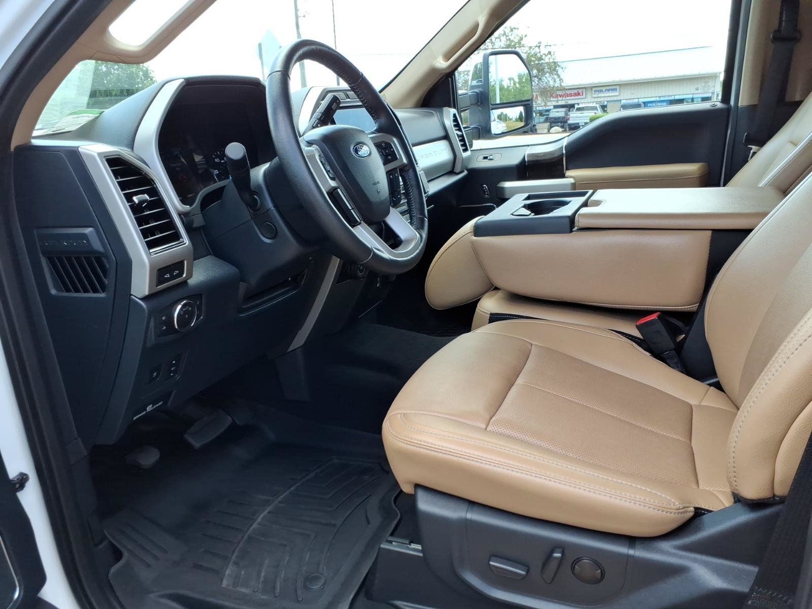 Used 2022 Ford F350 Lariat w/ Lariat Ultimate Package AWD/4WD image 13