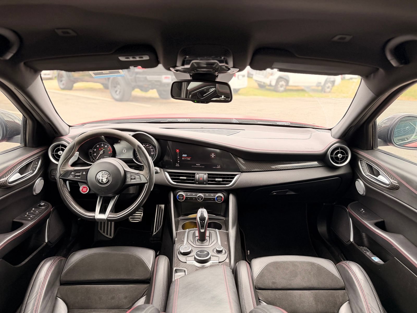 Used 2017 Alfa Romeo Giulia Quadrifoglio RWD image 44