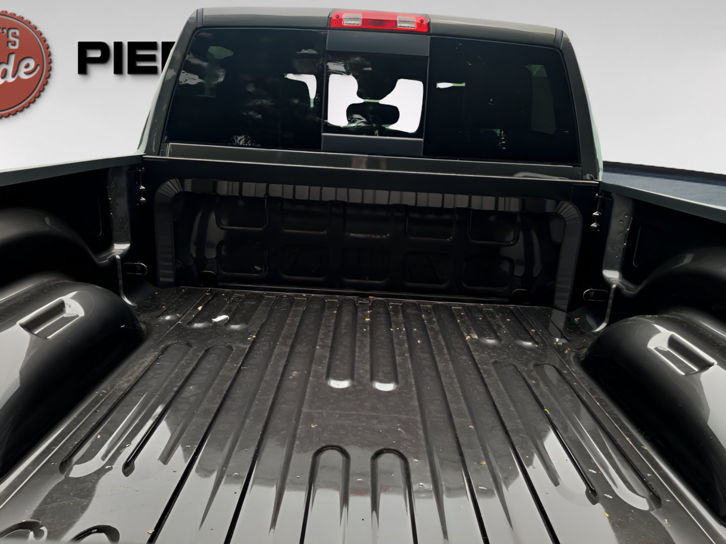 New 2026 RAM 2500 Laramie AWD/4WD image 13