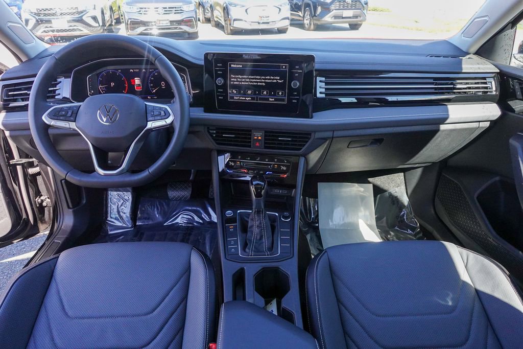 New 2025 Volkswagen Jetta SEL image 25