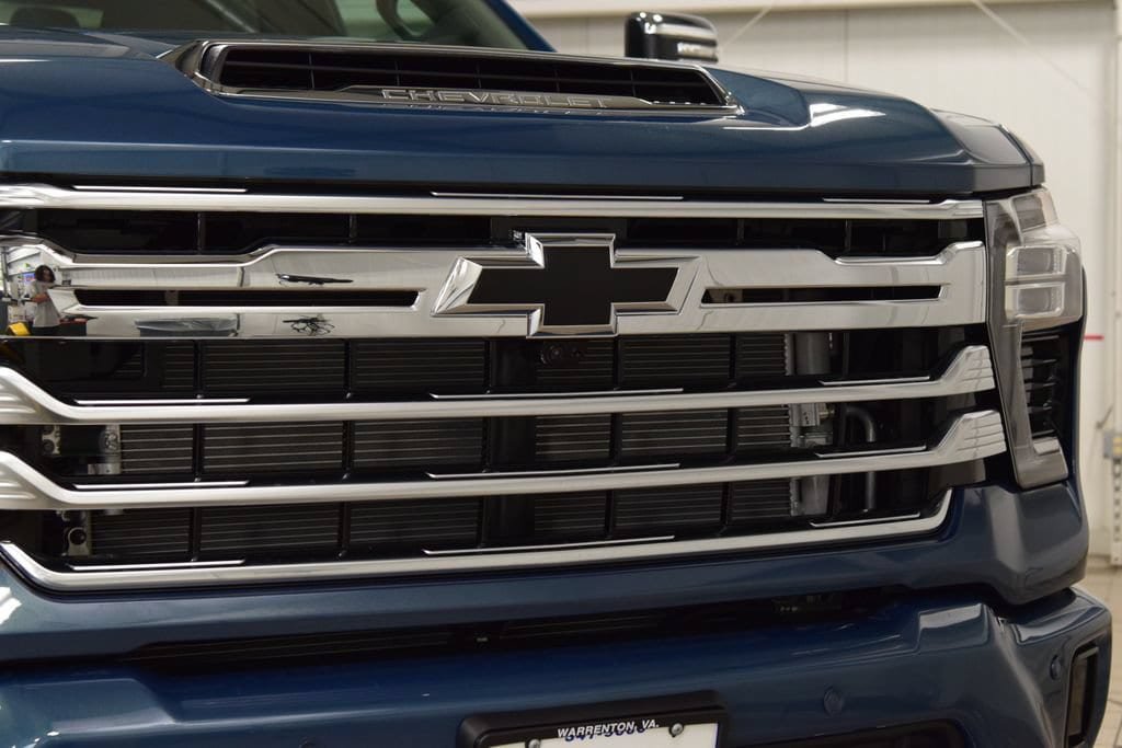 New 2026 Chevrolet Silverado 2500 High Country w/ High Country Premium Package AWD/4WD image 11