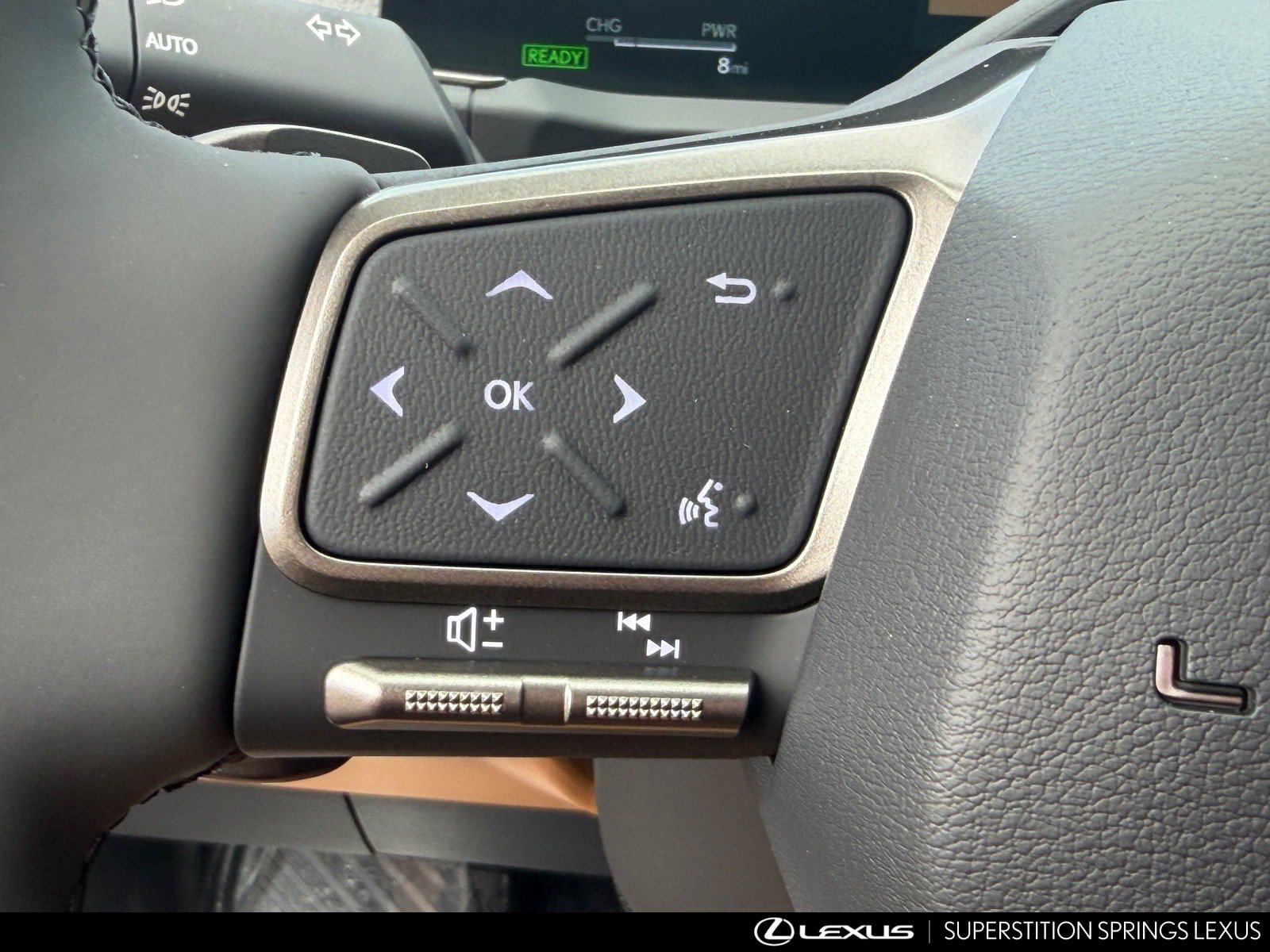 New 2026 Lexus ES 350e w/ Cold Area Package FWD image 22