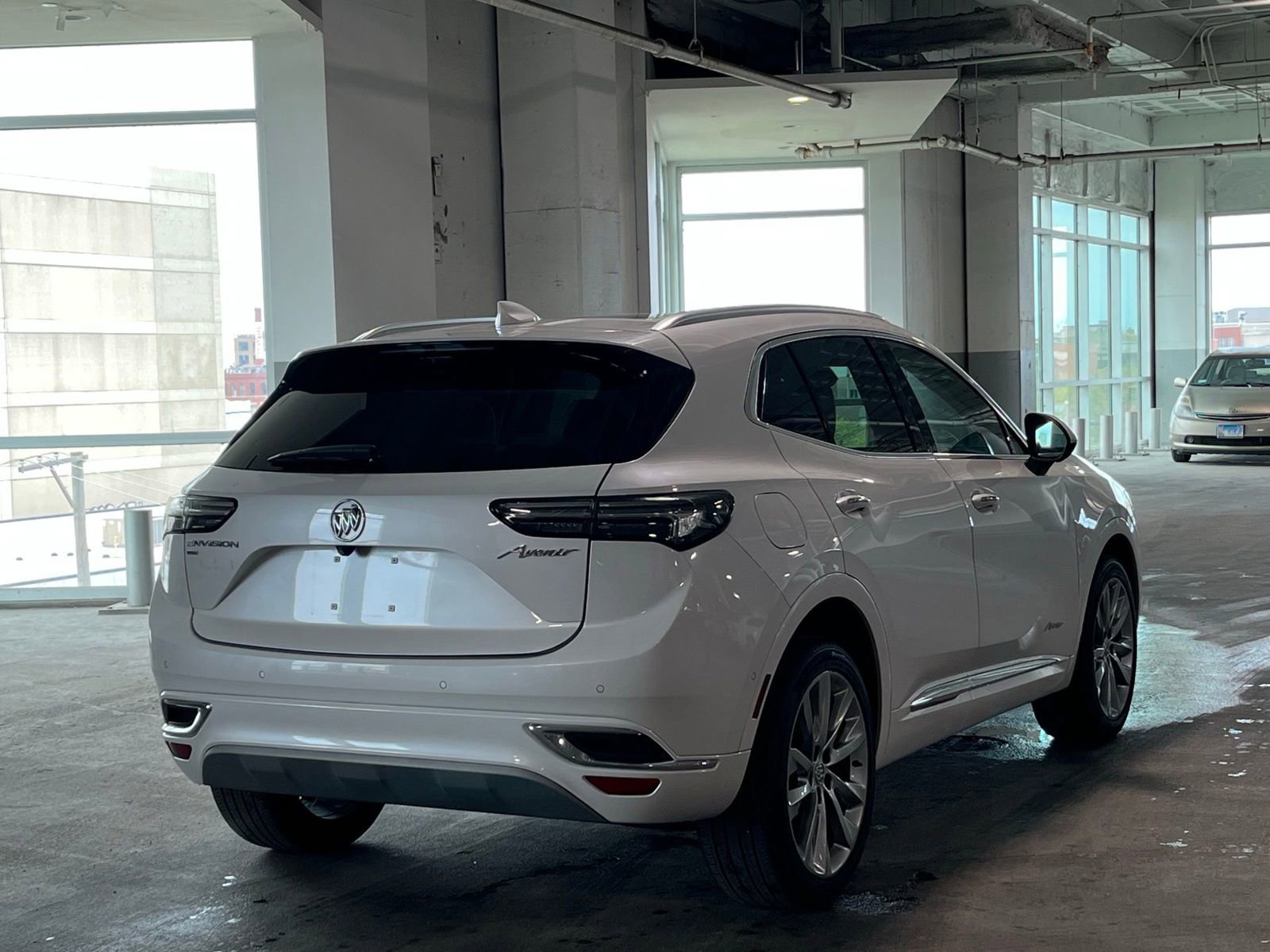 Used 2023 Buick Envision Avenir image 12