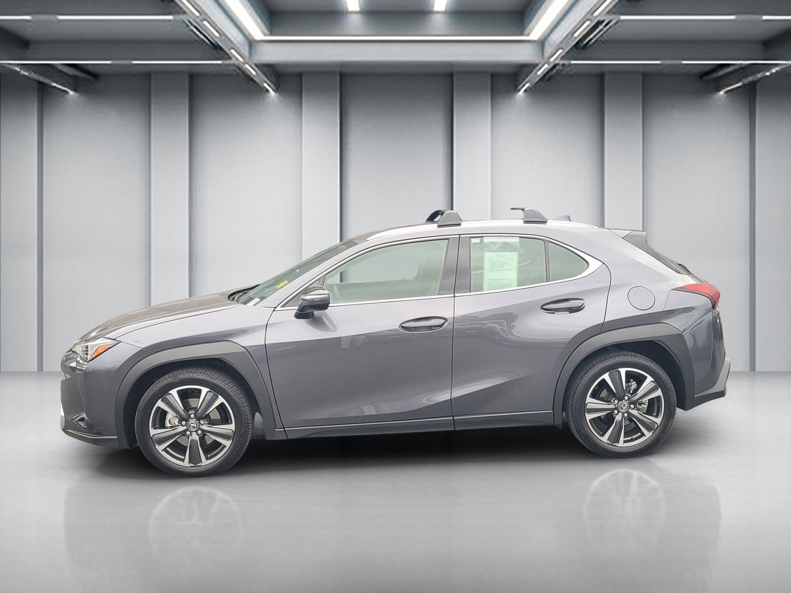 Certified 2025 Lexus UX 300h FWD w/ Accessory Package (Z2) image 8