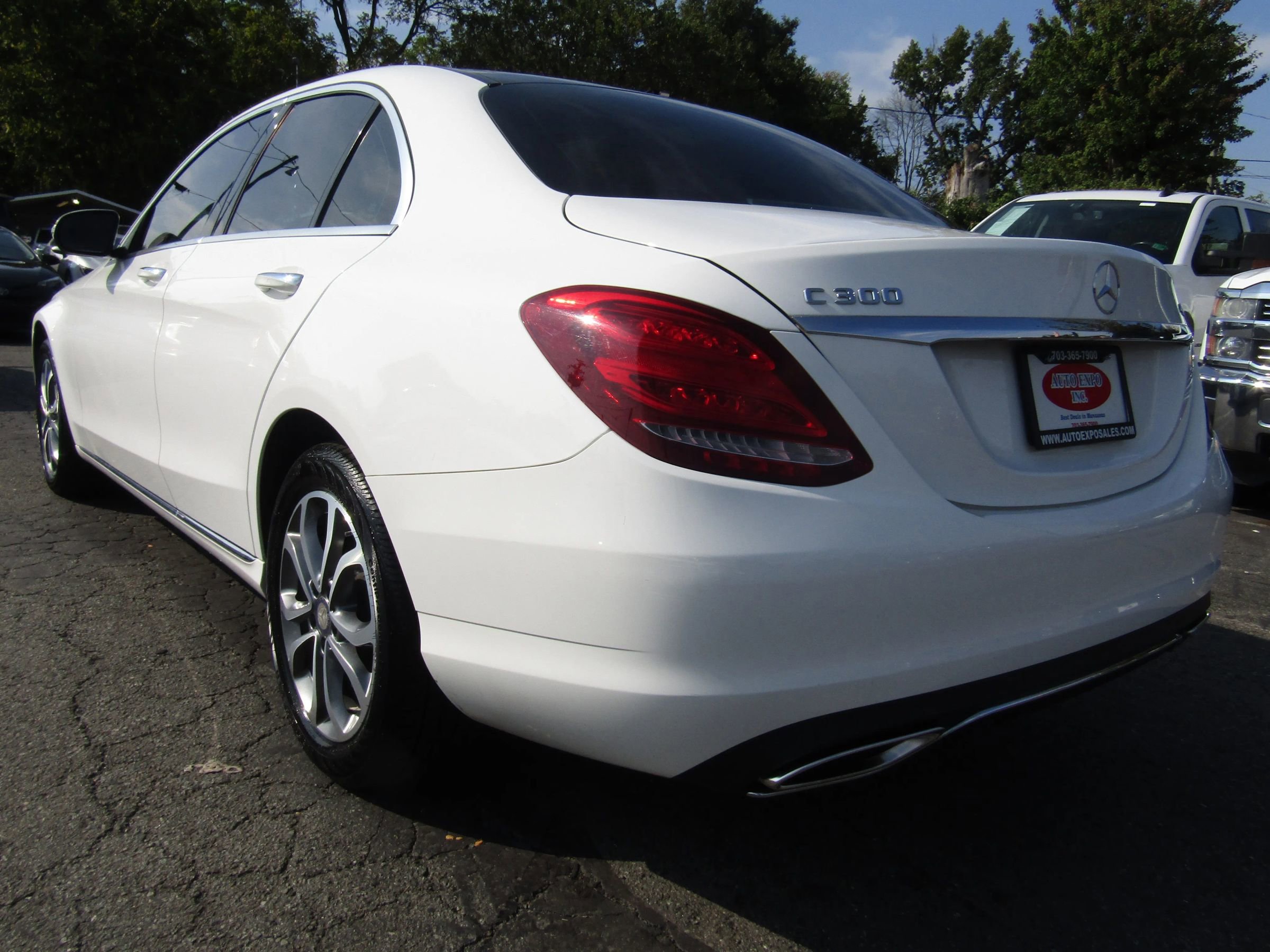 Used 2017 Mercedes-Benz C 300 4MATIC Sedan image 5