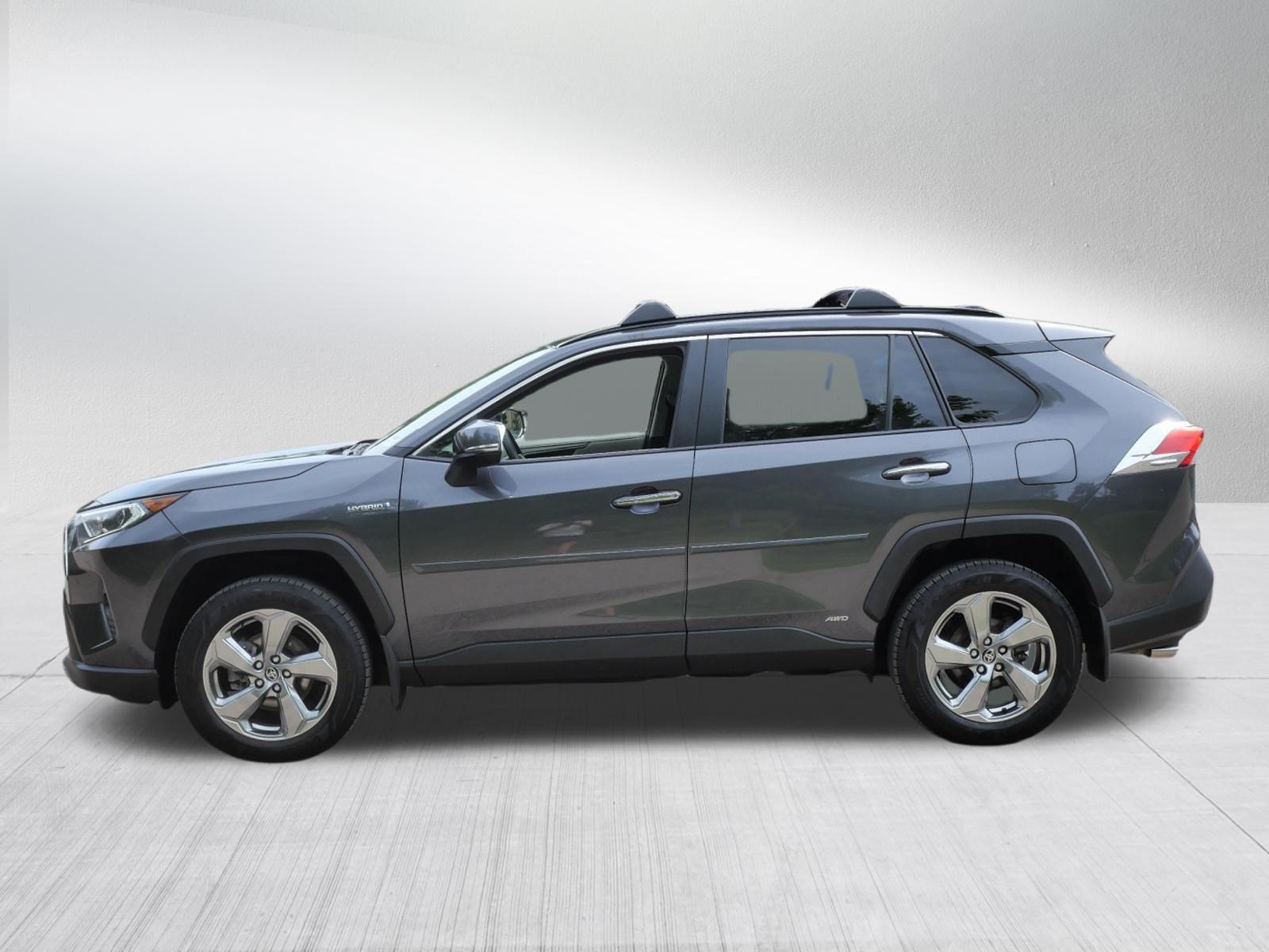 Used 2020 Toyota RAV4 Limited AWD/4WD image 5