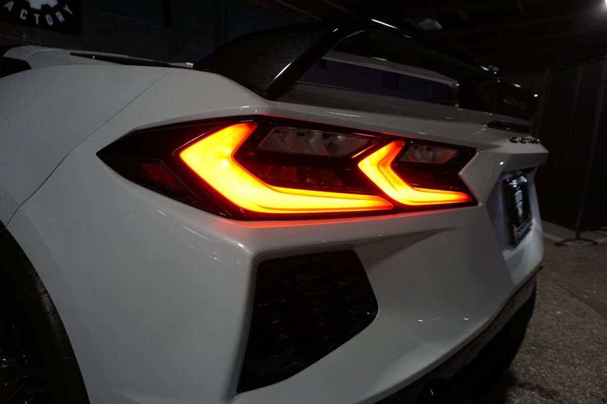 Used 2021 Chevrolet Corvette Stingray Preferred Cpe w/ Z51 Performance Package image 8