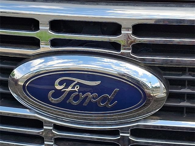 New 2023 Ford F350 XL w/ XL Chrome Package RWD image 3