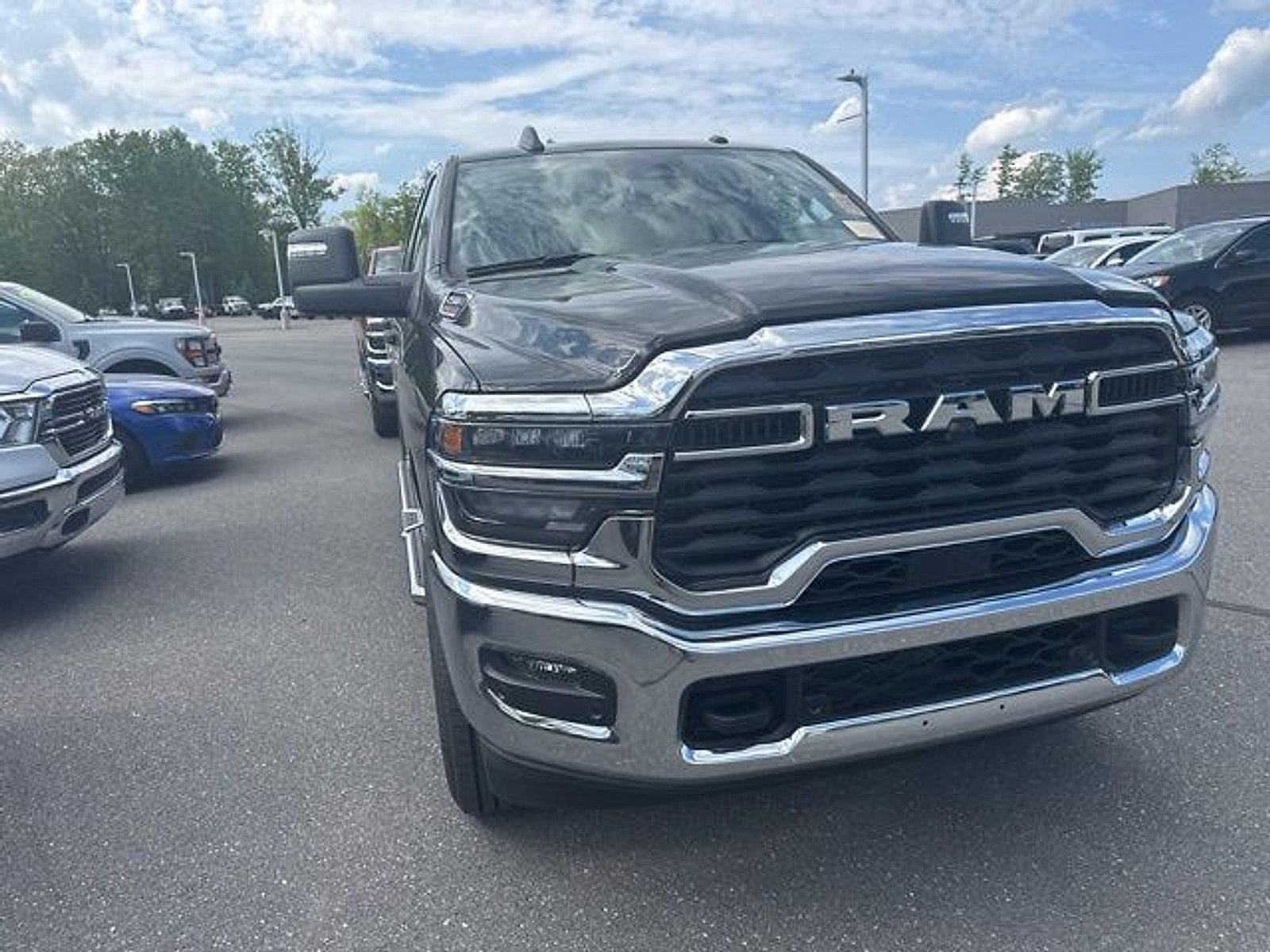 Used 2025 RAM 2500 Big Horn AWD/4WD image 18