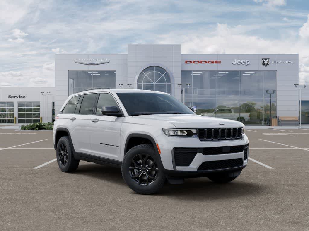 New 2026 Jeep Grand Cherokee Altitude AWD/4WD image 5