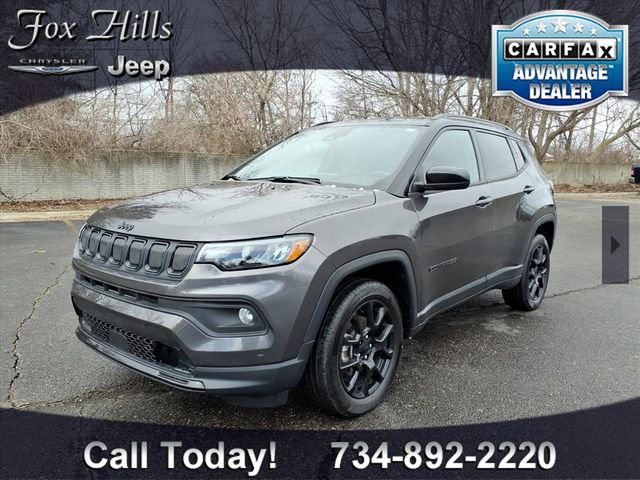 Used 2022 Jeep Compass Altitude w/ Convenience Group image 3
