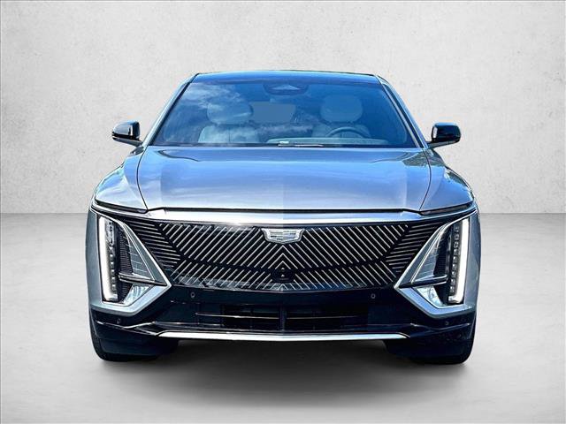 Certified 2025 Cadillac Lyriq Luxury RWD image 3