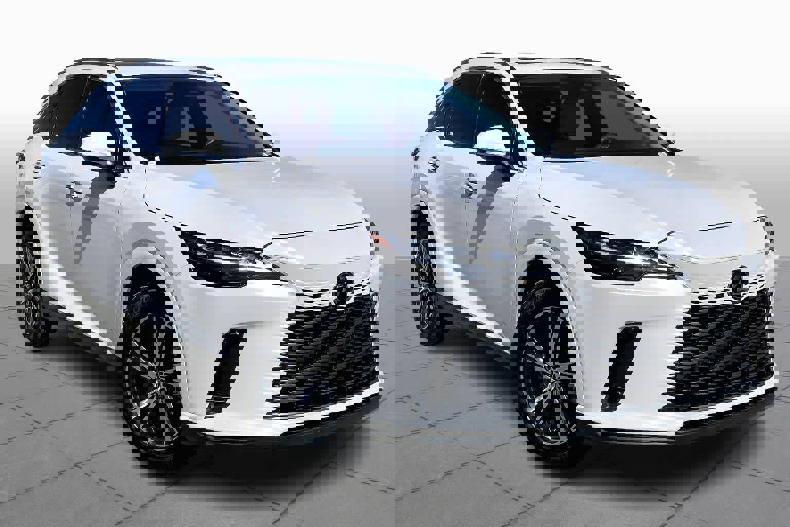 Used 2024 Lexus RX 350 AWD w/ Technology Package image 3