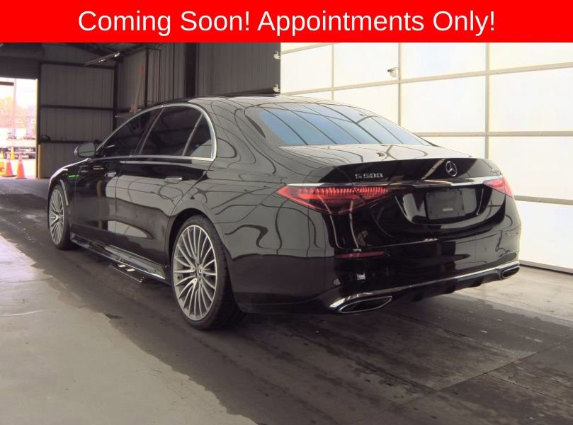 Used 2023 Mercedes-Benz S 500 4MATIC Sedan w/ AMG Line image 4