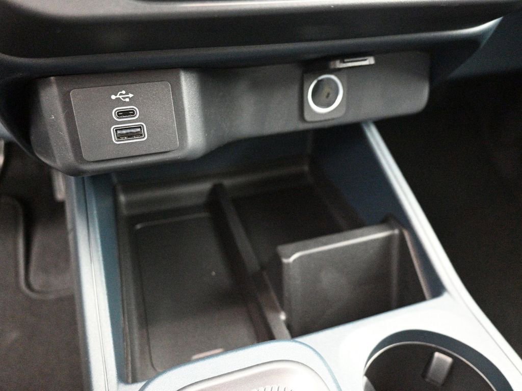 New 2025 Ford Maverick XL w/ Equipment Group 102A image 15