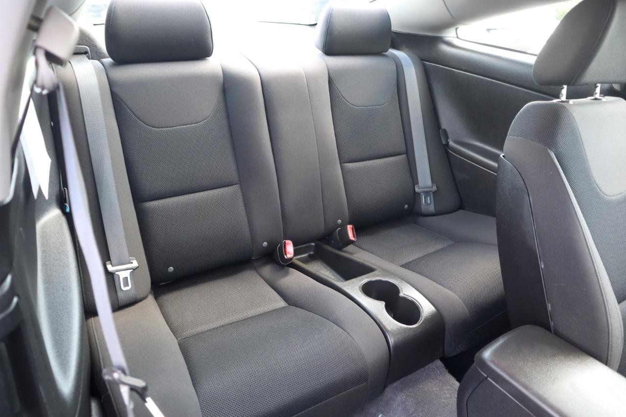 Used 2008 Pontiac G6 GT w/ Sun And Sound Package FWD image 11