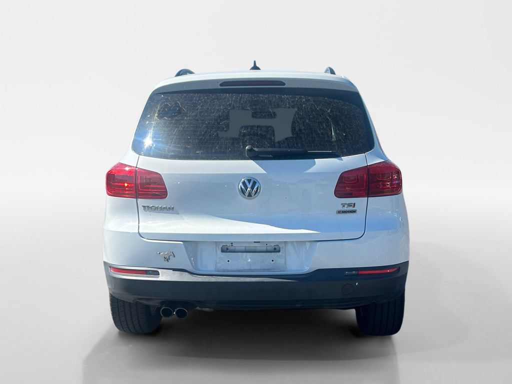 Used 2017 Volkswagen Tiguan Limited AWD/4WD image 4