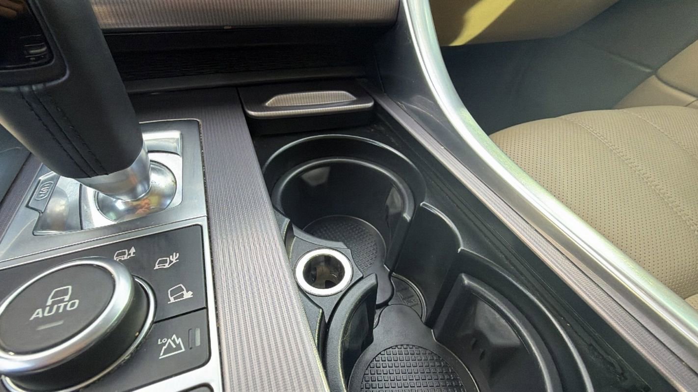 Used 2017 Land Rover Range Rover Sport Supercharged image 25