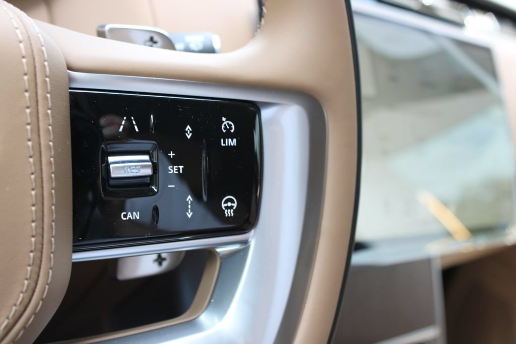 New 2026 Land Rover Range Rover SE AWD/4WD image 18