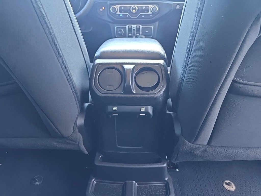 Used 2023 Jeep Wrangler Unlimited image 22