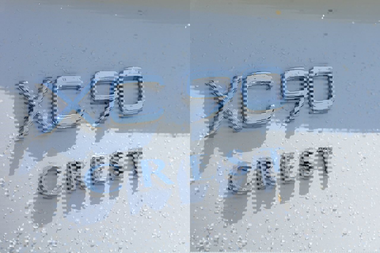 New 2026 Volvo XC90 B6 Plus image 9