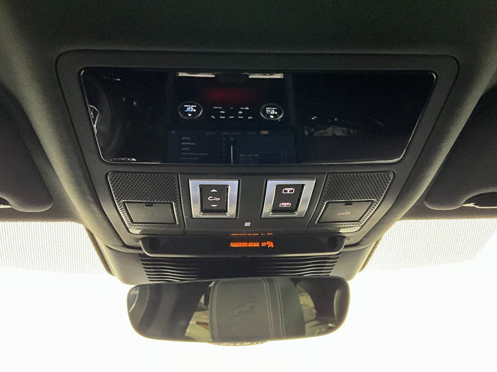 Used 2025 Jaguar F-PACE R-Dynamic S image 13