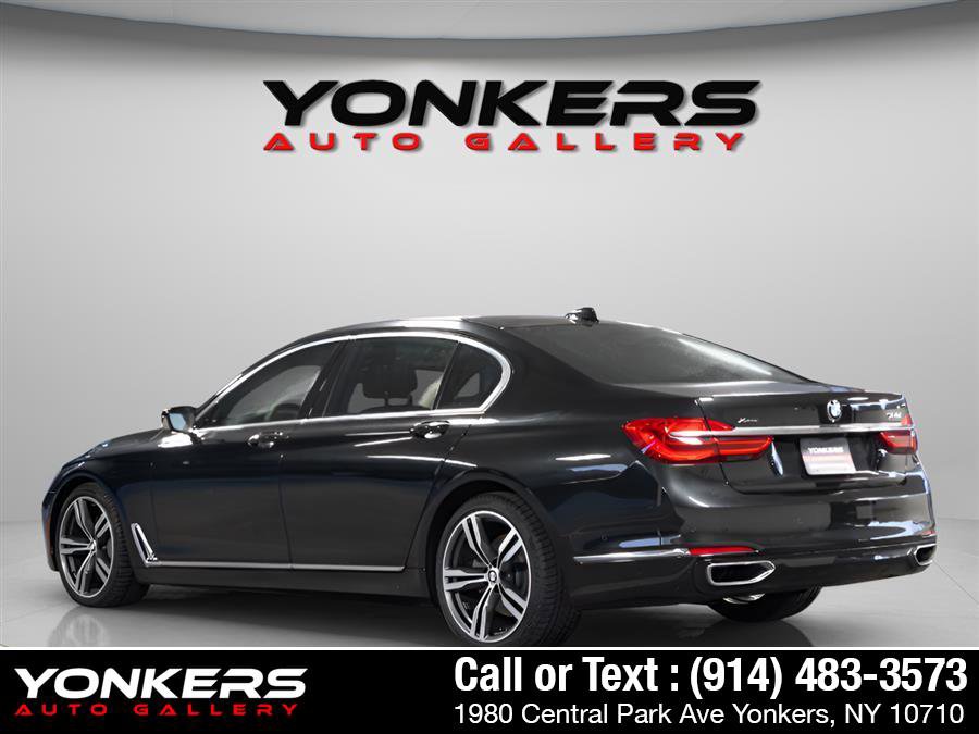 Used 2019 BMW 750i xDrive w/ Executive Package image 5