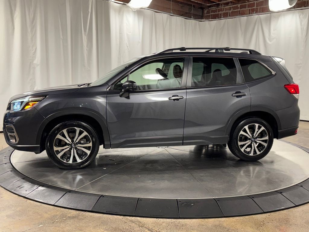 Used 2020 Subaru Forester Limited w/ Popular Package #3 AWD/4WD image 10