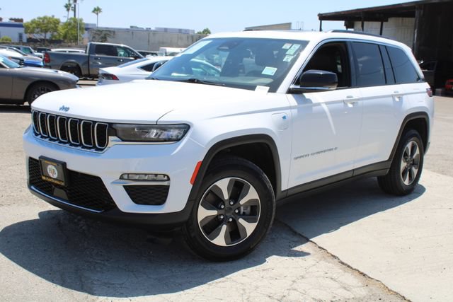 Used 2024 Jeep Grand Cherokee Limited 4xe AWD/4WD image 13