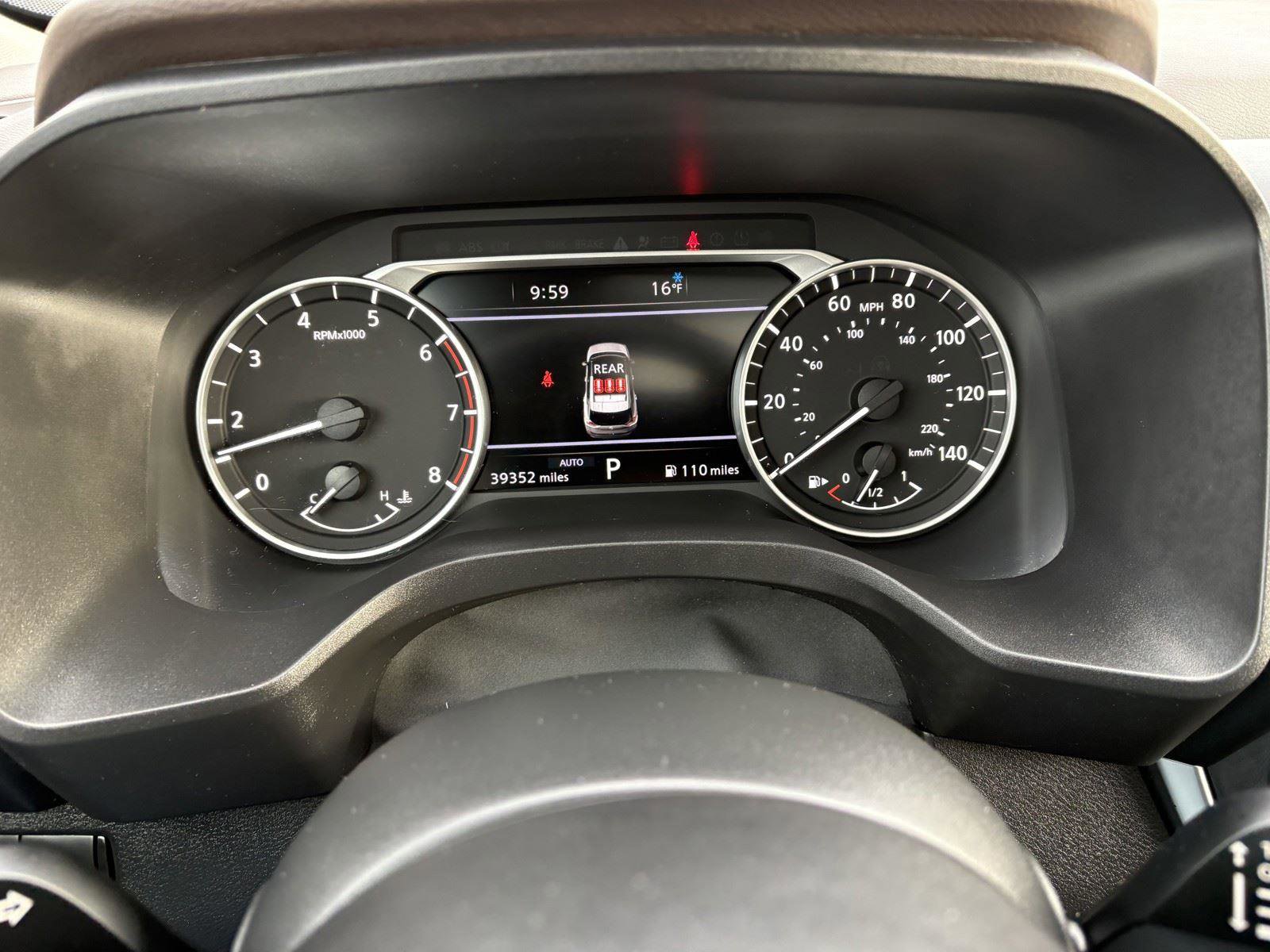 Used 2023 Nissan Rogue SL w/ SL Premium Package image 19