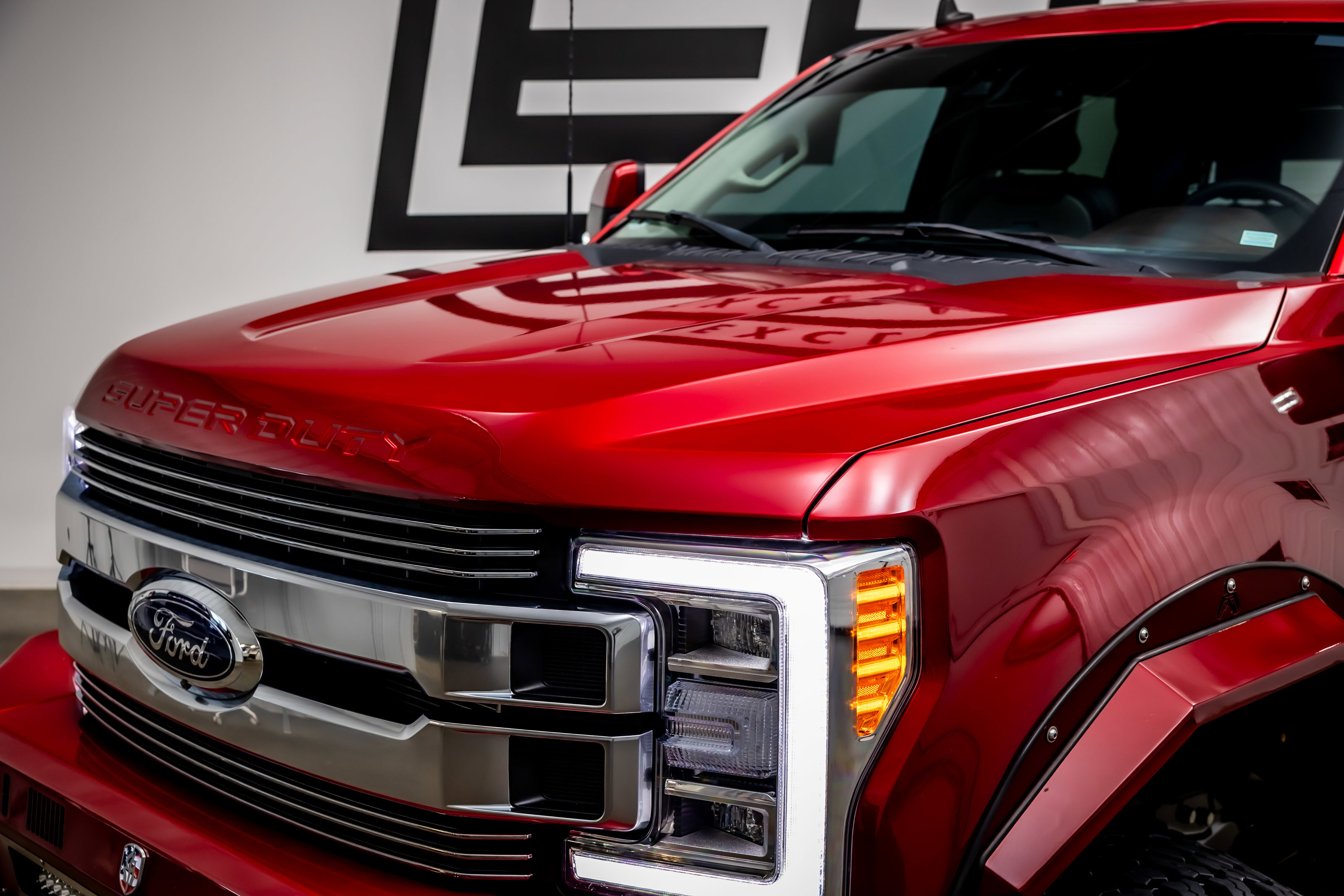 Used 2019 Ford F250 Limited w/ FX4 Off-Road Package AWD/4WD image 32