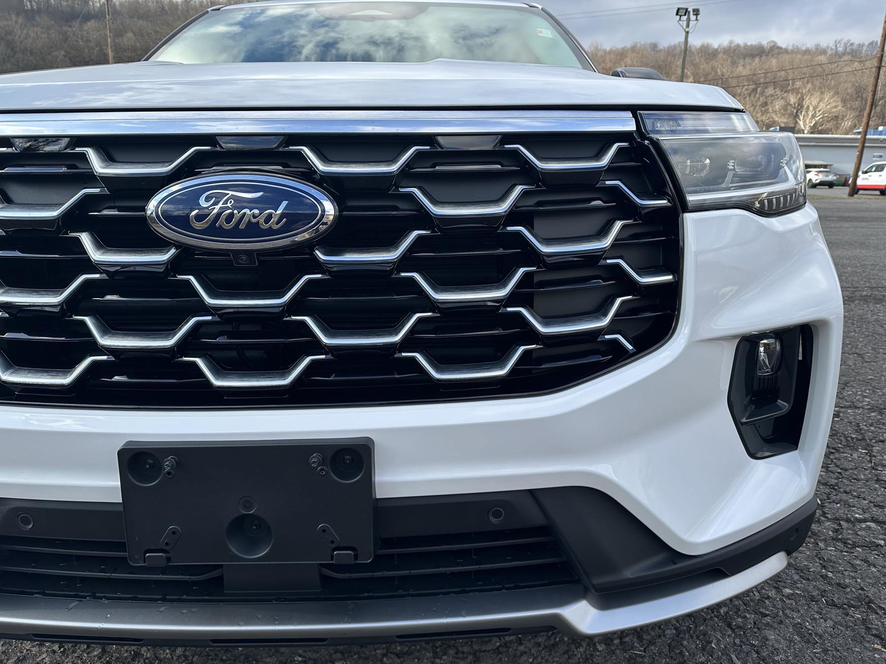 New 2026 Ford Explorer Platinum w/ LUX Leather Package image 10