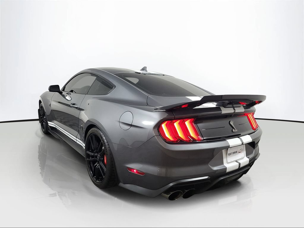 Used 2021 Ford Mustang Shelby GT500 w/ Technology Package RWD image 4