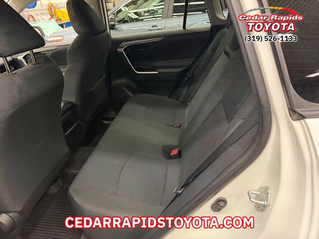 Certified 2021 Toyota RAV4 LE image 10