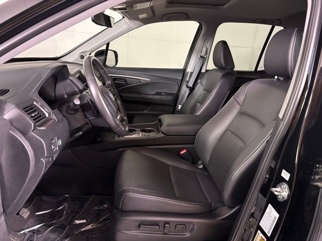 Used 2025 Honda Ridgeline RTL image 18