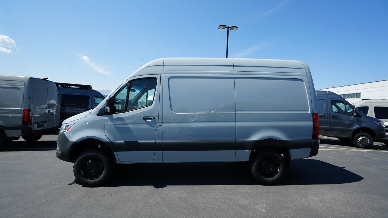 New 2025 Mercedes-Benz Sprinter 2500 image 4