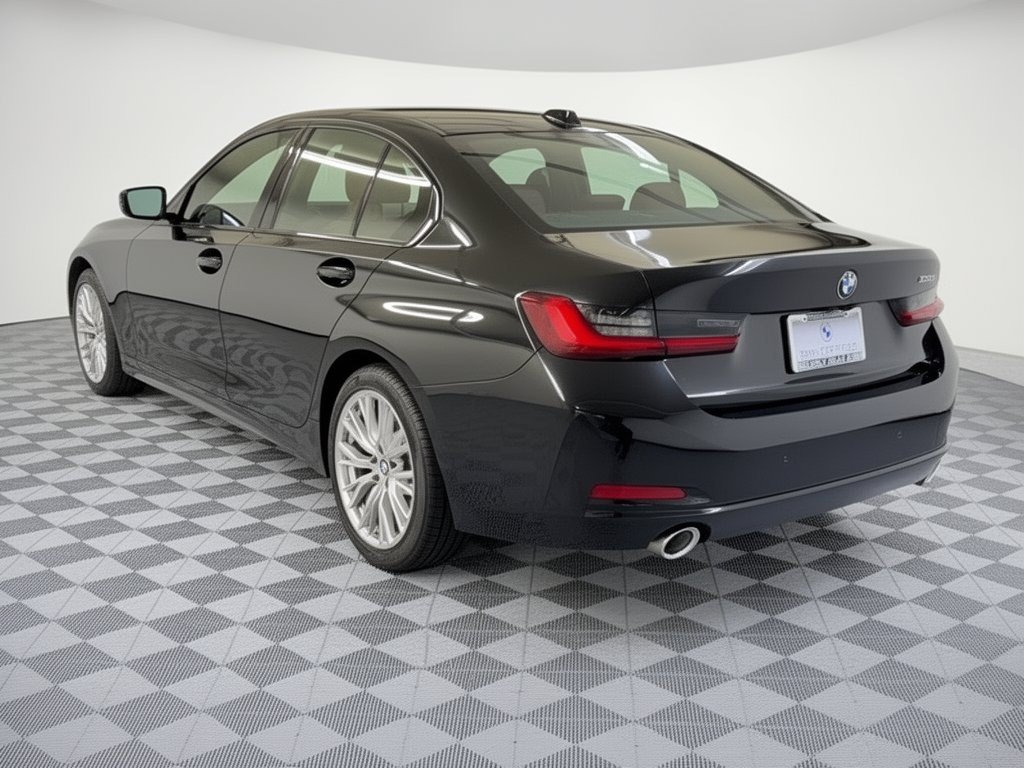 Certified 2023 BMW 330i Sedan w/ Convenience Package RWD image 3